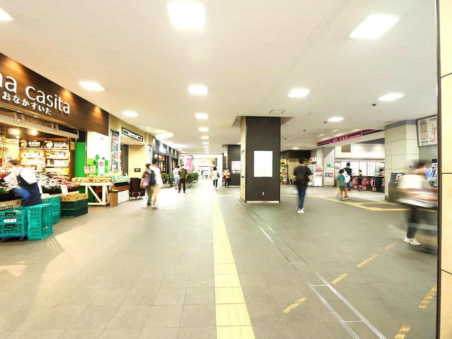 笹塚駅前の街並み