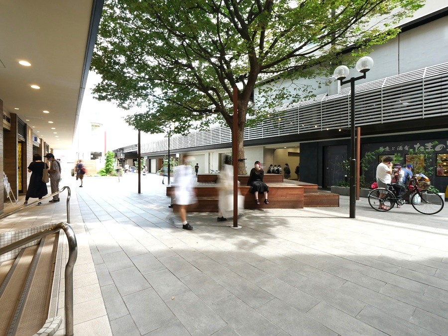 笹塚駅前の街並み